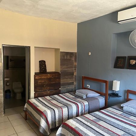 Hostel Casa Xtakay วัลลาโดลิด ภายนอก รูปภาพ