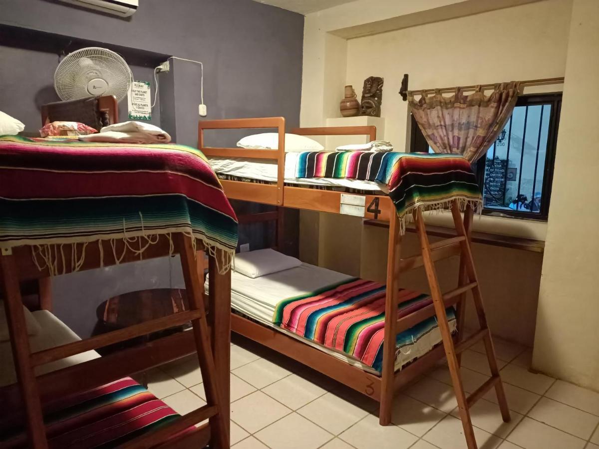 Hostel Casa Xtakay วัลลาโดลิด ภายนอก รูปภาพ