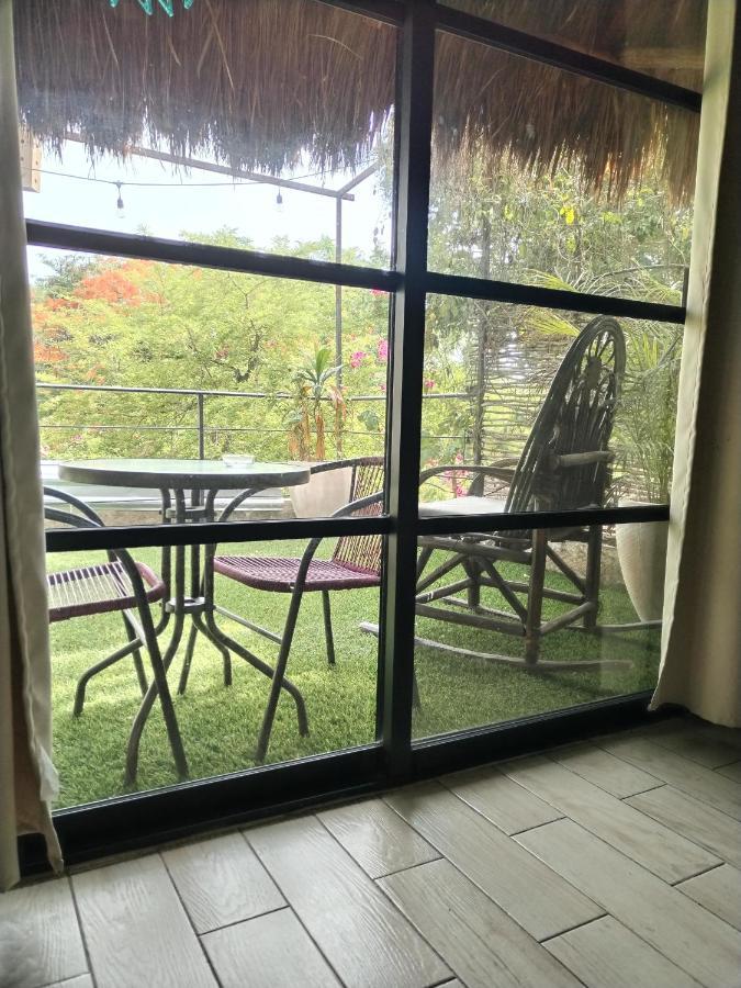 Hostel Casa Xtakay วัลลาโดลิด ภายนอก รูปภาพ