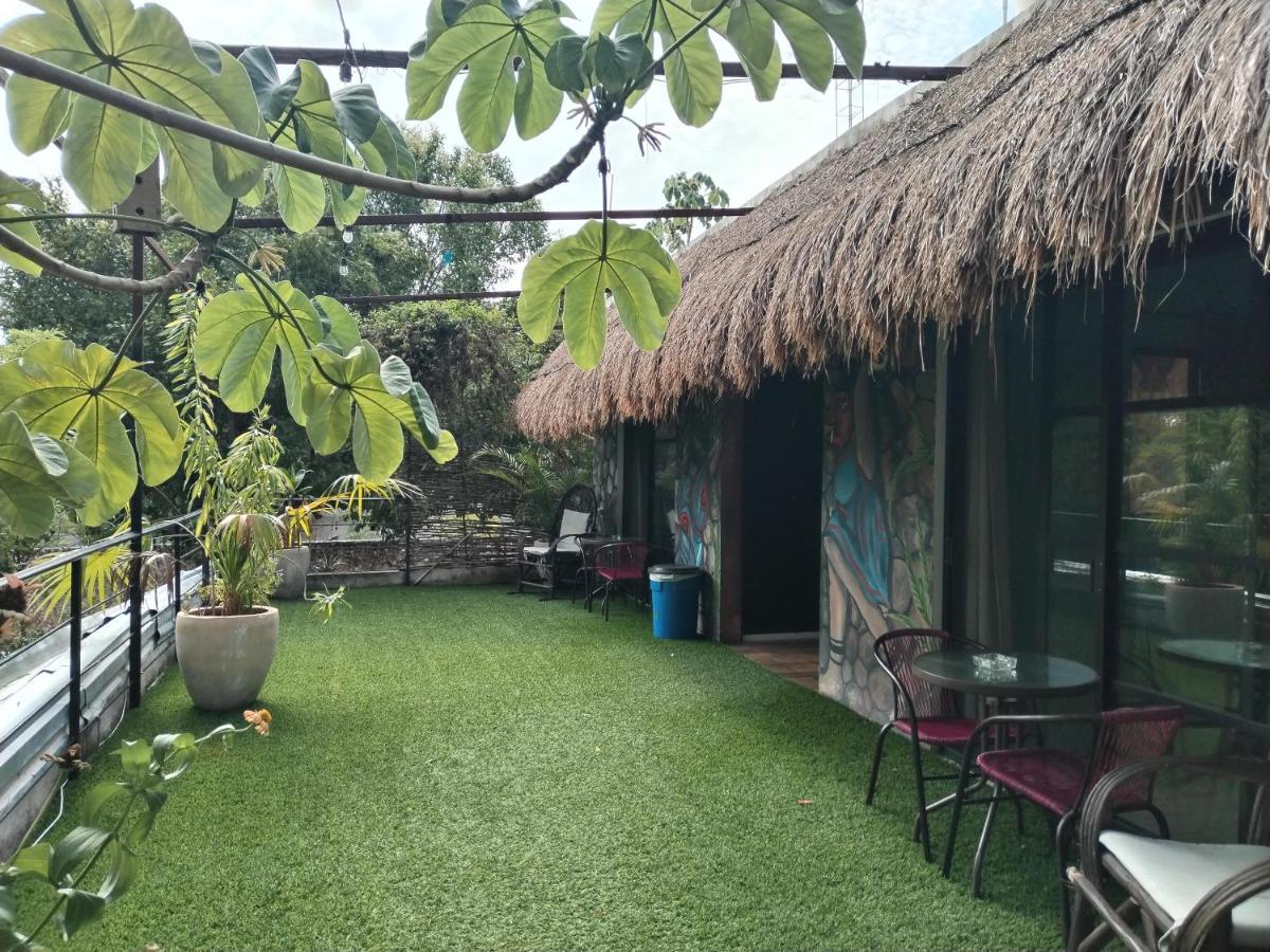 Hostel Casa Xtakay วัลลาโดลิด ภายนอก รูปภาพ