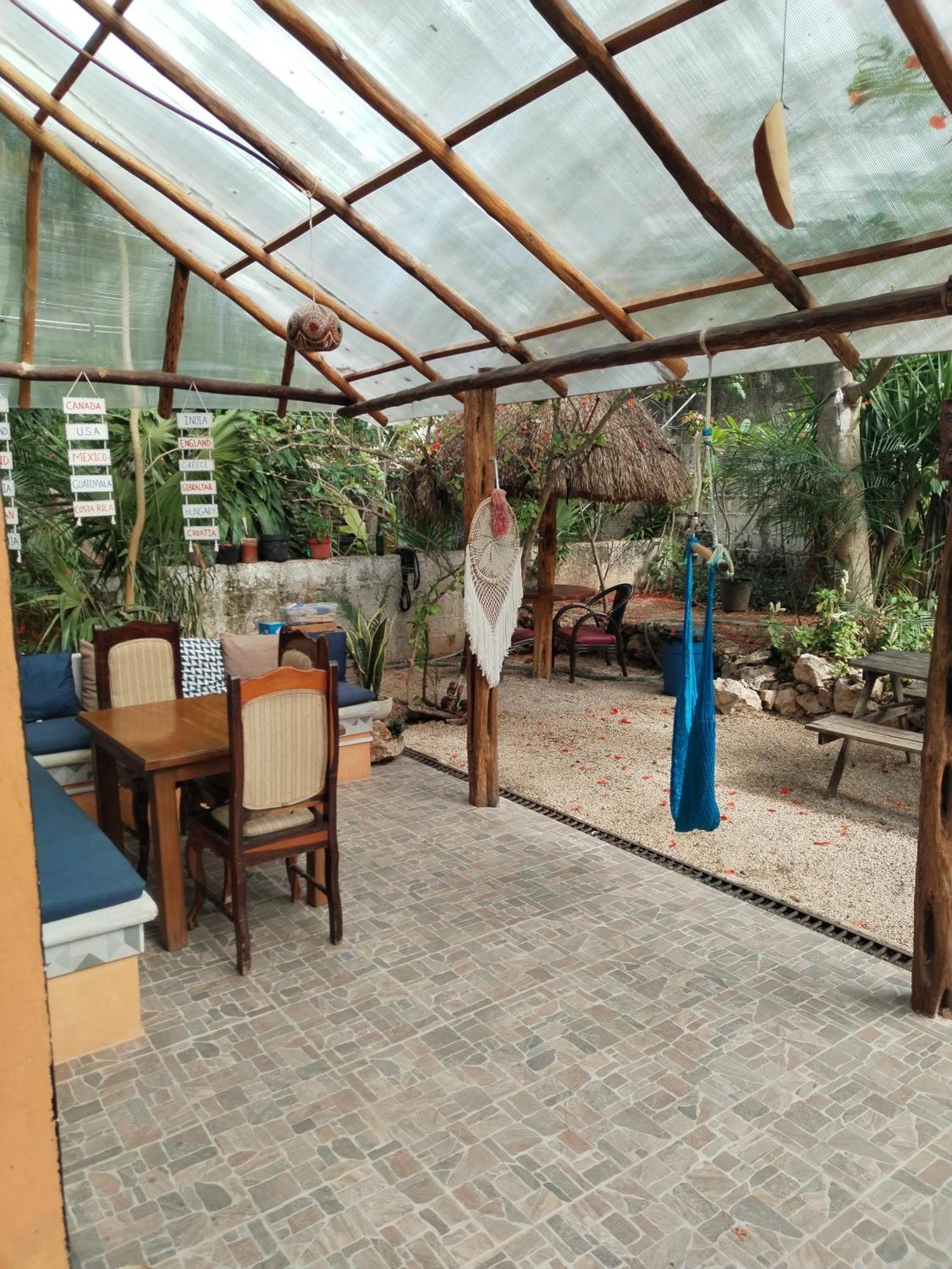 Hostel Casa Xtakay วัลลาโดลิด ภายนอก รูปภาพ