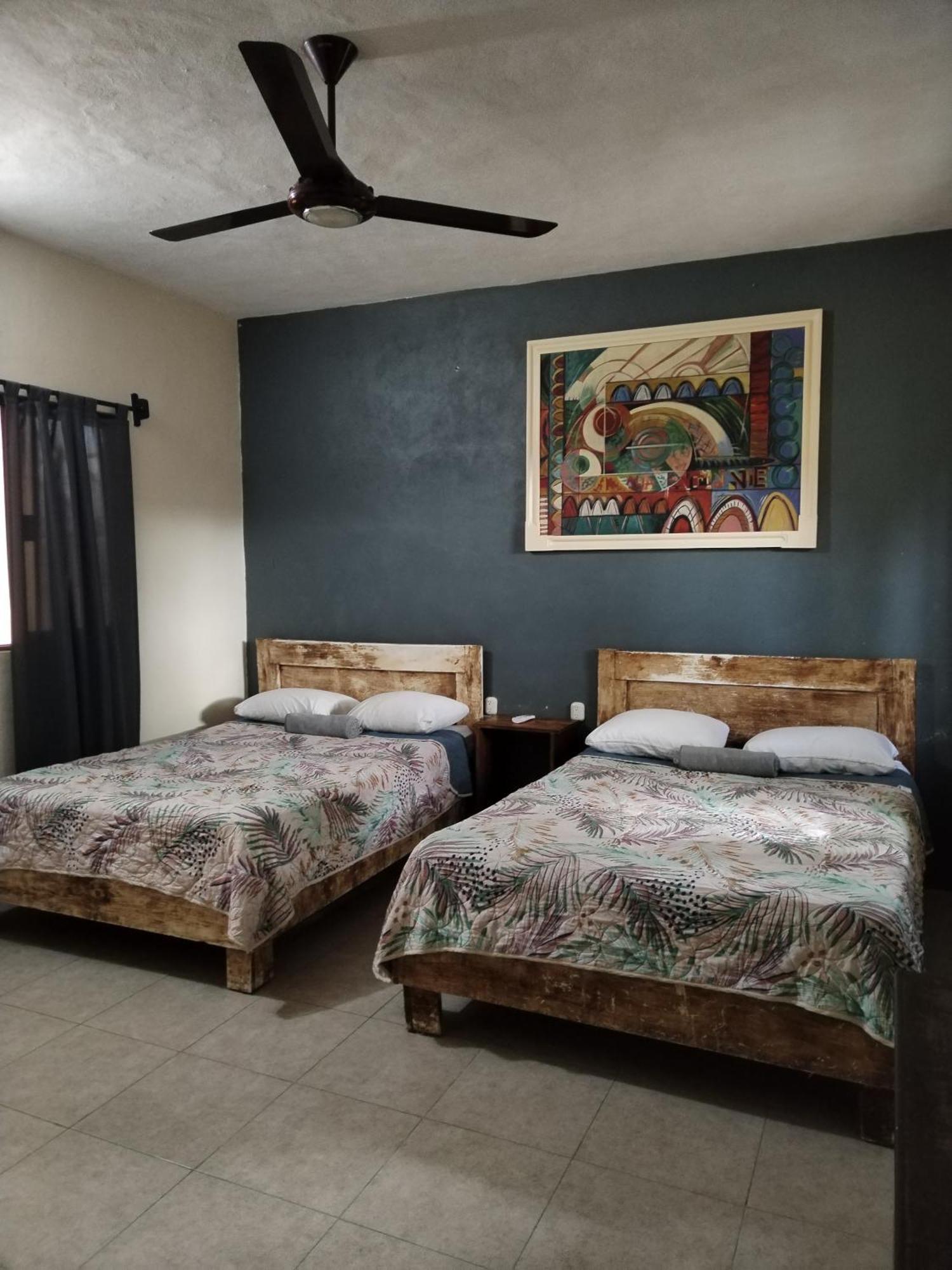 Hostel Casa Xtakay วัลลาโดลิด ภายนอก รูปภาพ